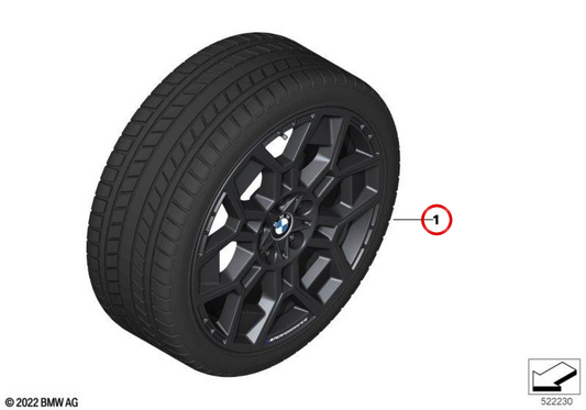 Komplette Winterrad M Performance Star Design 880 OEM 36115A8FDB0 für BMW U11, U10. Original BMW.