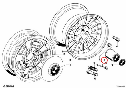 Copertura del pneumatico centrale OEM 36131114435 per BMW E12, E28, E24, E23. BMW originale.