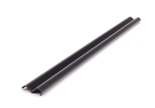 Embellecedor entrada puerta delantera OEM 51471904595 para BMW E30. Compatible con todos los modelos E30 (316, 316i, etc., manual y automático). Original BMW.