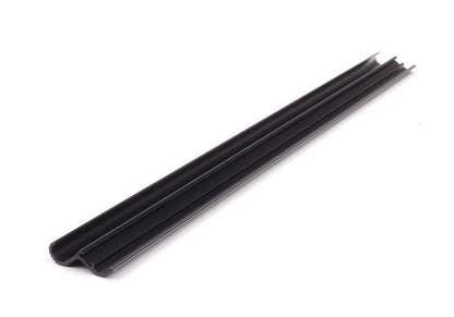 Embellecedor entrada puerta delantera OEM 51471904595 para BMW E30. Compatible con todos los modelos E30 (316, 316i, etc., manual y automático). Original BMW.