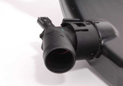 Conducto de aire OEM 13717556550 para BMW E82, E88, E90, E91, E92, E93, E89. Original BMW.