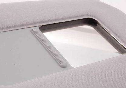 Parasol con luz de maquillaje derecho color gris claro OEM 51168242548 para BMW Serie 5 E39 y Serie 7 E38. Original BMW.