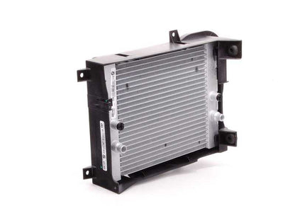 OEM -Kältemittel Kühler 17117586544 für BMW X5 E70, E70N und X6 E71, E72. Originales BMW -Stück für das Motorkühlsystem.
