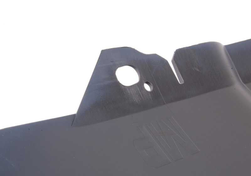 Impressão do difusor traseiro OEM 51127897215 para BMW E60, E61 (520D com motores M47 e N47, mudança manual/automática). Compatível entre 2005 e 2009. BMW original.