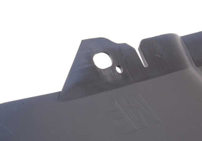 Impressão do difusor traseiro OEM 51127897215 para BMW E60, E61 (520D com motores M47 e N47, mudança manual/automática). Compatível entre 2005 e 2009. BMW original.