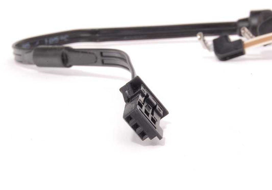 OEME DIREITO MOTOR DO MOTOR DO FRONTE DIREITO 67136961407 PARA BMW 3 E46 (1999-2006). BMW original.