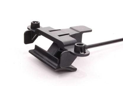 Pestillo de desbloqueo capó OEM 51237164798 para BMW X5 {E70 3.0d, 3.0sd, 3.0si, 4.8i, M} (2006–2013). Original BMW.