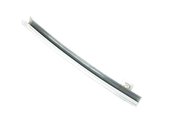 Guía de ventana derecha OEM 51328146244 para BMW E36. Original BMW.