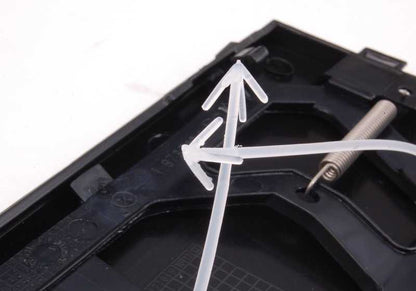 OEM 5111946495 Couverture gauche pour BMW E34. BMW d'origine.