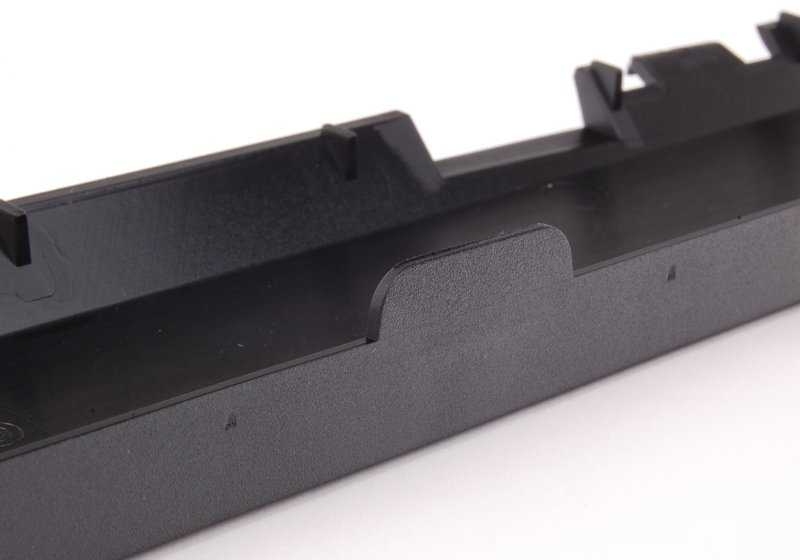 Oberkanalkanal OEM 12527532269 für BMW E81, E82, E87, E88, E90, E91, E92, E93, E84, E85. Original BMW.
