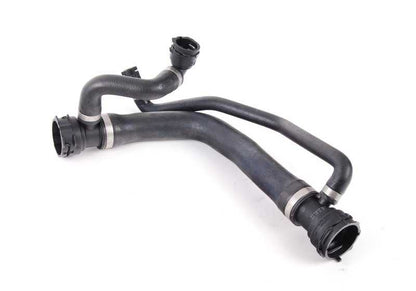 Manguera de refrigerante (Vorlaufschlauch) OEM 17127534918 para BMW E60, E61, E63 y E64 (modelos 540i y 550i con motor N62T). Original BMW.