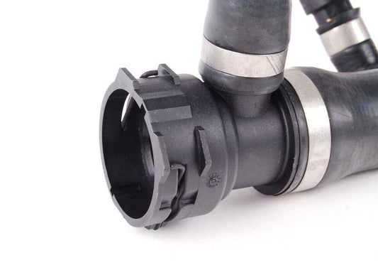 Manguera de refrigerante (Vorlaufschlauch) OEM 17127534918 para BMW E60, E61, E63 y E64 (modelos 540i y 550i con motor N62T). Original BMW.