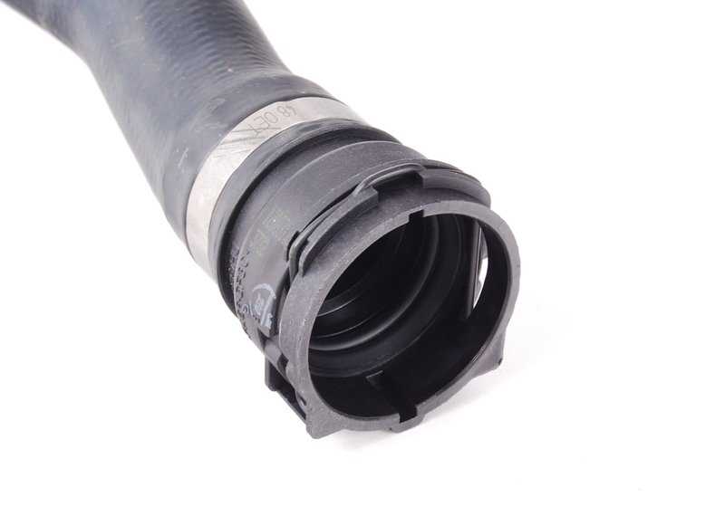 **Manguera de retorno OEM 17127540666 para BMW E60, E61, E63, E64. Original BMW.**