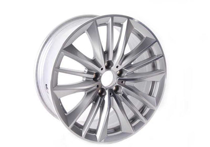 Llanta de aleación diseño W-Speiche 332 OEM 36116791383 para BMW F10, F11, F18, F06, F12, F13. Original BMW.