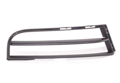 Rejilla de entrada de aire derecha OEM 51118045922 para BMW E82, E88. Original BMW.