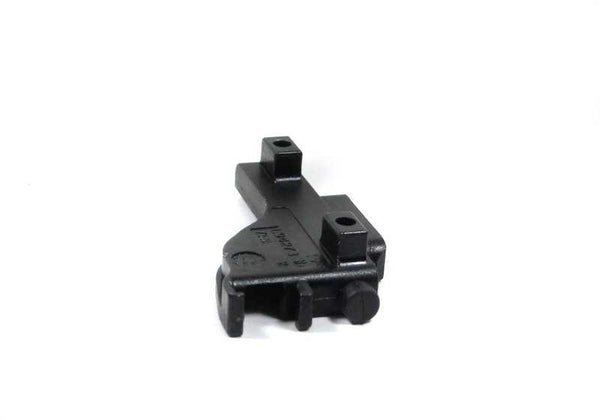 Guía de cambio izquierda OEM 54107039732 para MINI R50 y R53 (modelos One y Cooper, cambio manual/automático). Pieza original MINI.