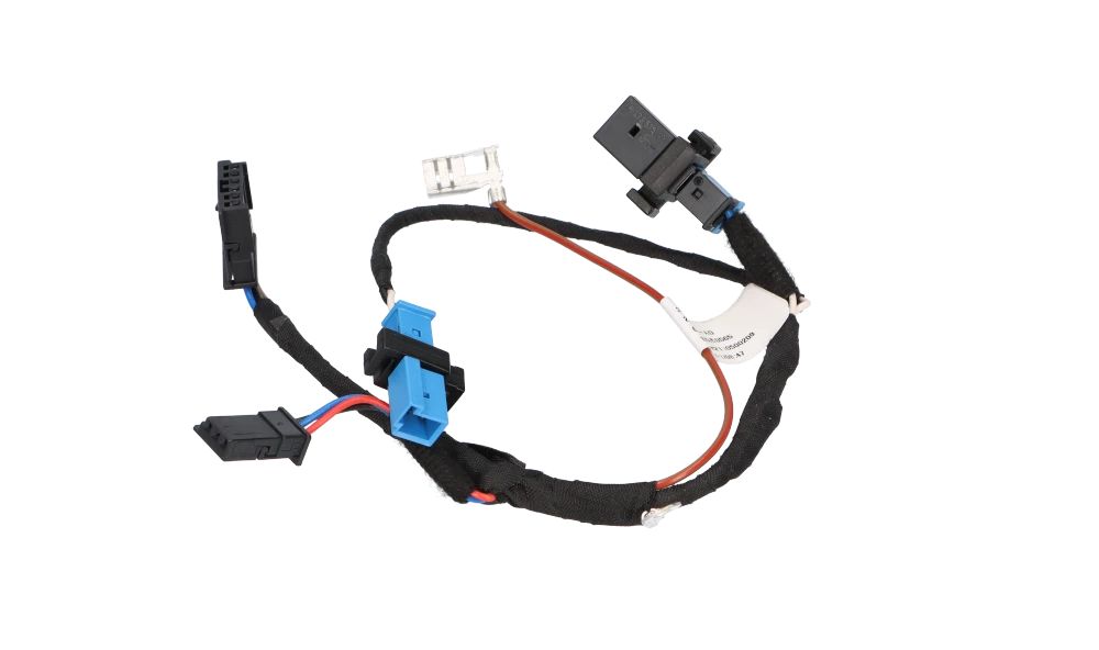 Connection cable for steering wheel 32307848337 for BMW F20, F21, F22, F23, F45, F46, F87, F30, F31, F34, F80, F32, F33, F36, F82, F83, F48, F39, F25, F26, F15, F85, F85, F16, F16, F16, F16. BMW original.