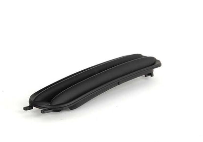 Tapón embellecedor faro antiniebla derecho OEM 51118195294 para BMW E46. Pieza original BMW, ideal para sustituir tapa lateral del faro sin complicaciones.