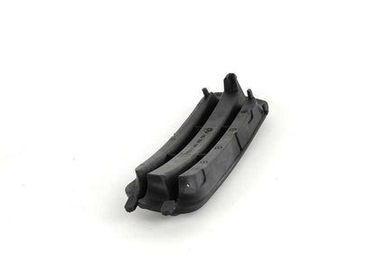 Tapón embellecedor faro antiniebla derecho OEM 51118195294 para BMW E46. Pieza original BMW, ideal para sustituir tapa lateral del faro sin complicaciones.