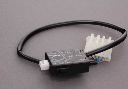 Interface de controle de velocidade para BMW Z8 E52 (OEM 65718380054). BMW original