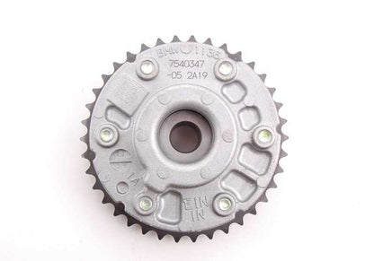 Unidad de ajuste árbol de levas admisión OEM 11367540347 para BMW E82, E88, E90, E90N, E91, E91N, E92, E92N, E93, E93N, E60N, E61N, F01, F02, E71, E89. Original BMW.