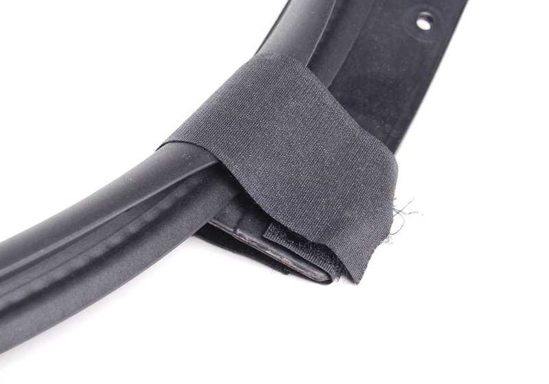 Tapa de puerta izquierda para BMW Serie 3 E92, E92N (OEM 51767175783). Original BMW.