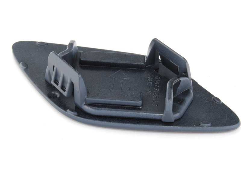 Impressão esquerda embelezando OEM 61677188511 para BMW 3 E92 e E93. BMW original.