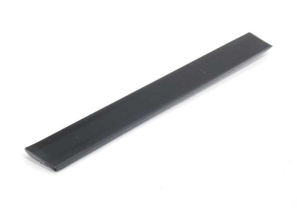 Moldura lateral delantera derecha OEM 51131944942 para BMW E34. Original BMW