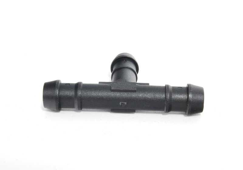 Verteilerstück for BMW E30, E28, E34, E39, E32, E31, E52 (OEM 16121182197). Genuine BMW