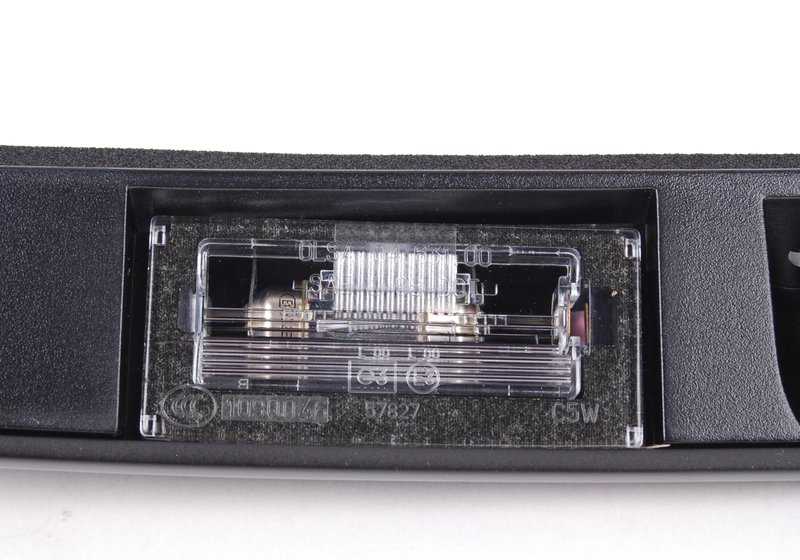Agarradero tapa portamaletero OEM 51137167530 para MINI R50, R53, Cabrio R52. Original MINI.