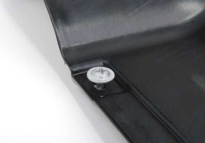 Cubierta protectora del motor OEM 51718265977 para BMW Serie 3 (E46). Original BMW
