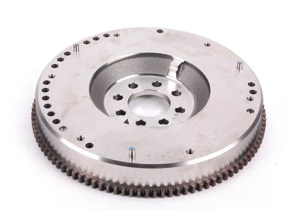 Volante motor OEM 11227535599 para MINI R50 (One, Cooper) y R52 (Cooper). Compatible con motores W10 manual y automático. Original MINI.