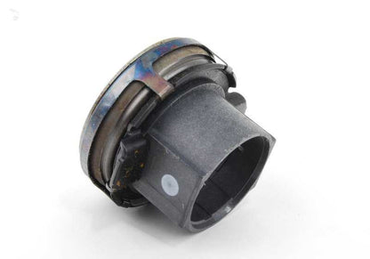 OEM full clutch kit 2121282667 for BMW E46. It includes all the necessary components (disc, maza and bearing). Diameter 240mm. Original BMW.