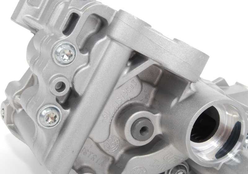 Pompe à huile pour BMW E82, E88, E90, E91, E92, E93, E60, E61, F01, F02, E71, E89 (OEM 11417560250). BMW d'origine