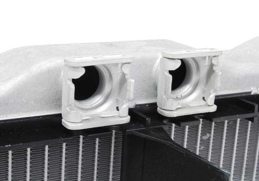 Radiador de aluminio con depósito de agua OEM 64118373175 para BMW E38. Original BMW.