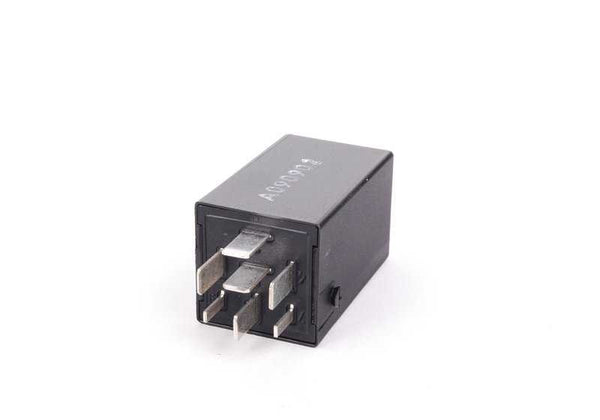 Interruptor de luces de emergencia OEM 61361388533 para BMW E36, E34, E32, E31, Z3. Repuesto original BMW.