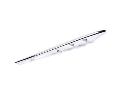RIGHT EMBELLECEDORA GRID OEM 51132492950 For BMW E81, E82, E87, E88. Original BMW piece.