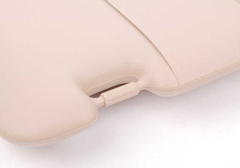Parasoli sinistro OEM 51168237645 per BMW E46 (tutti i modelli). Colore beige leggero. BMW originale.