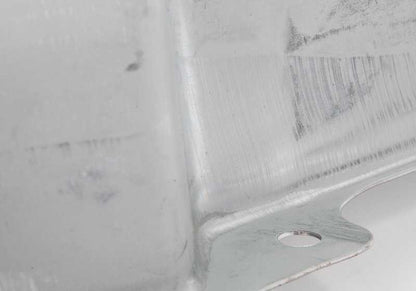 Cubierta de filtro de combustible OEM 13327500083 para BMW E46 (Todos los modelos compatibles). Original BMW.