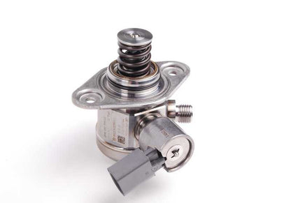 Bomba de alta presión OEM 13517595339 para BMW F07, F10, F11, F12, F13, F01, F02, F04, E70, E71, E72. Compatible con motores N63. Original BMW.
