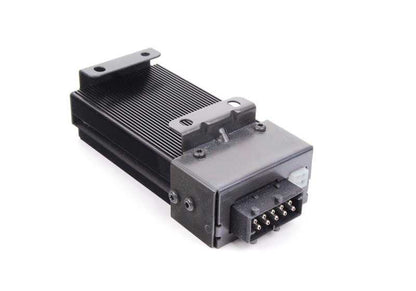 Amplificador Subwoofer OEM 65136946987 para BMW E46. Parte del sistema de sonido HiFi Harman Kardon. Recambio original BMW.