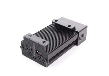 Amplificador Subwoofer OEM 65136946987 para BMW E46. Parte del sistema de sonido HiFi Harman Kardon. Recambio original BMW.