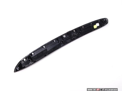 Asidero exterior cromado de portón trasero OEM 51132753603 para MINI R55 Clubman, R56, R57 Cabrio, R58 Coupé, R59 Roadster... y más. Original MINI