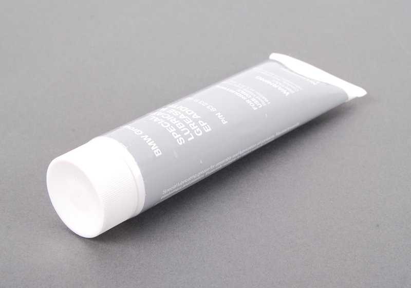 SYNTHESO GLEP 1 Lubricating Grease for BMW Series 2 G87, Series 3 G80, G81, Series 4 G82, G83 (OEM 83239407778). Genuine BMW
