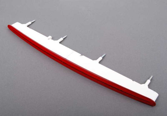 Terceira luz de freio para BMW Série 1 E82, E88 (OEM 63257164978). BMW original