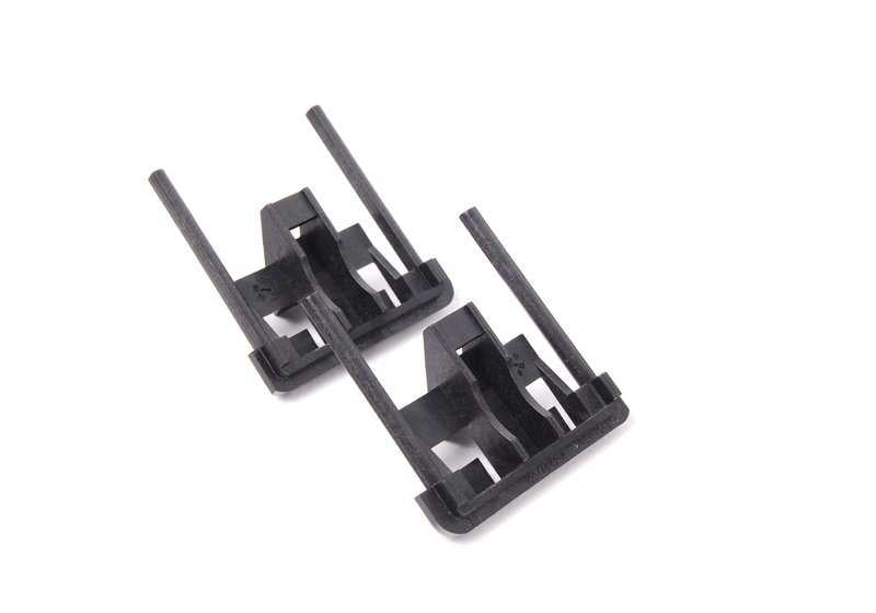 Canaleta de drenaje trasera OEM 54107130992 para BMW E83. Original BMW.