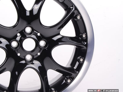 Cerchio in lega 7Jx17 ET48 nero (2 pezzi) OEM 36116787710 per MINI R50, R53, R56, Clubman R55, Cabrio R52/R57, Coupé R58, Roadster R59... e altro ancora. MINI originale.