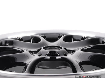 Cerchio in lega 7Jx17 ET48 nero (2 pezzi) OEM 36116787710 per MINI R50, R53, R56, Clubman R55, Cabrio R52/R57, Coupé R58, Roadster R59... e altro ancora. MINI originale.