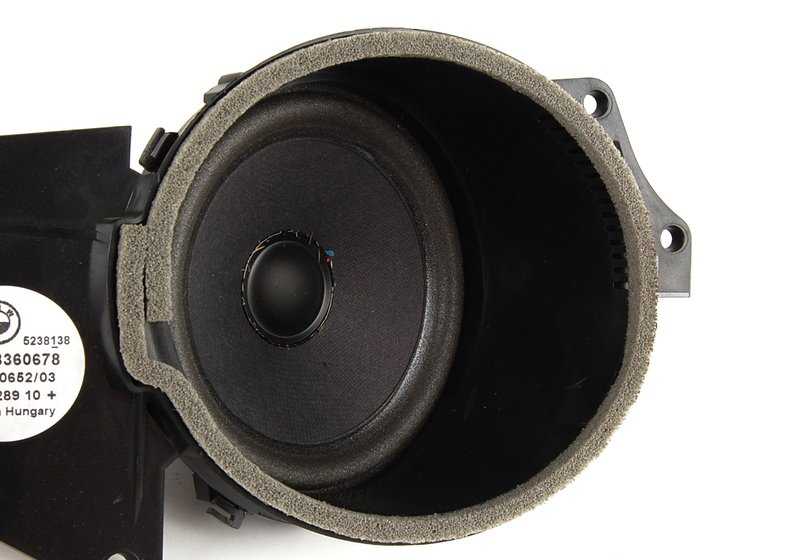 Right Rear Speaker OEM 65138360678 for BMW E36 (316i, 318i, 320i, 323i, 325i, 328i, m3, compact, coupe, Berlina, Touring, Cabrio). Original BMW.