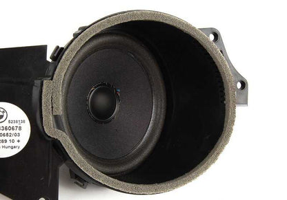 Right Rear Speaker OEM 65138360678 for BMW E36 (316i, 318i, 320i, 323i, 325i, 328i, m3, compact, coupe, Berlina, Touring, Cabrio). Original BMW.